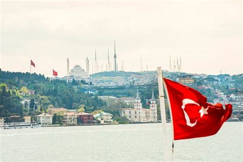 Premium Photo Cityscape Of Istanbul With Ancient Mosques And The Old