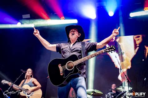 Lee Kernaghan Groundwater Country Music Festival Broadbeach Gold