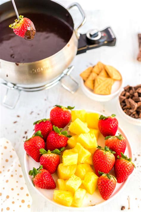 Easy Chocolate Fondue Recipe A Fondue Set Giveaway