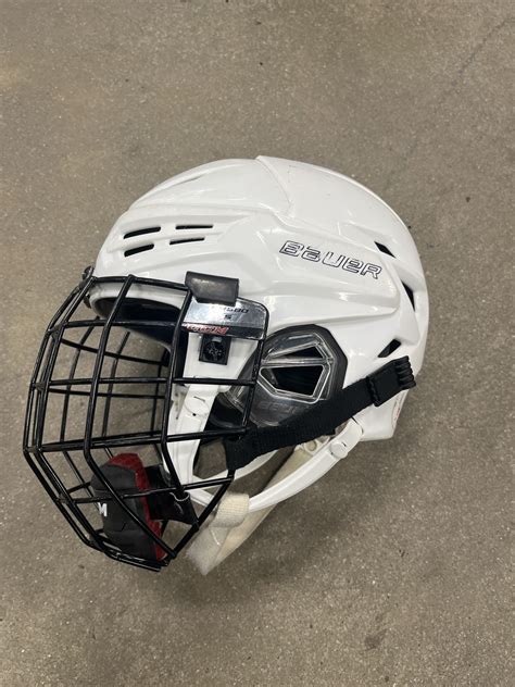 White Used Small Bauer Re Akt 95 Helmet Sidelineswap