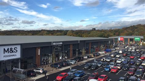 Sharman Projects Kirkstall Bridge Shopping Park Opens