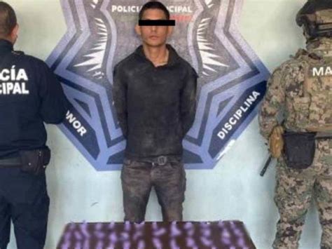 Diario del Yaqui Policías Municipales capturan a sujeto con droga en