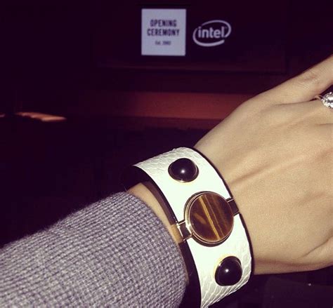 A Wearable Women Want To Wear Behind Intel S New Smart Bracelet