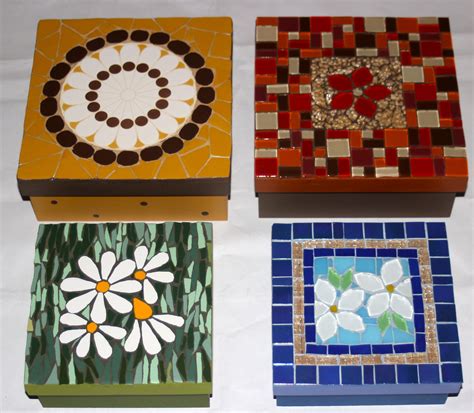 Caixas Em Mosaico Box Mosaic By Schandra Mosaico Mosaicos Dise Os