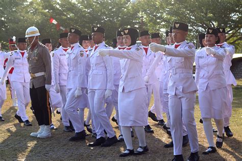 Infopublik Upacara Penurunan Bendera Merah Putih