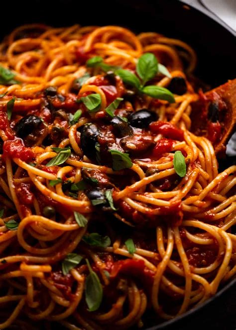 Spaghetti Alla Puttanesca Recipetineats