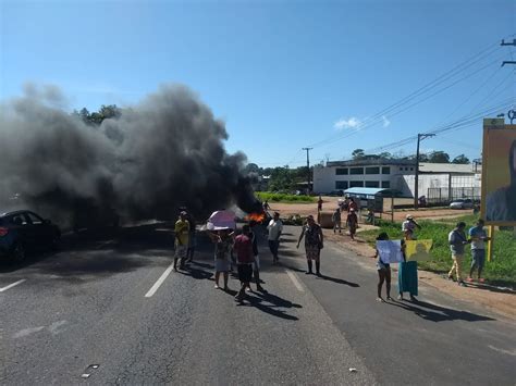 Moradores protestam na BR 316 por melhorias na comunidade Canaã em