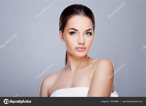 Beauty Woman With Nude Make Up Stock Photo By VelesStudio 135355886