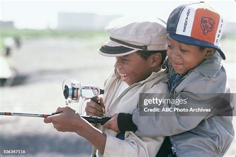 54 Emmanuel Lewis Family Layout Stock Photos, High-Res Pictures, and Images - Getty Images