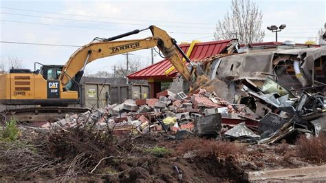 PHOTOS: Chippewa Falls McDonald's demolition | Local News | chippewa.com