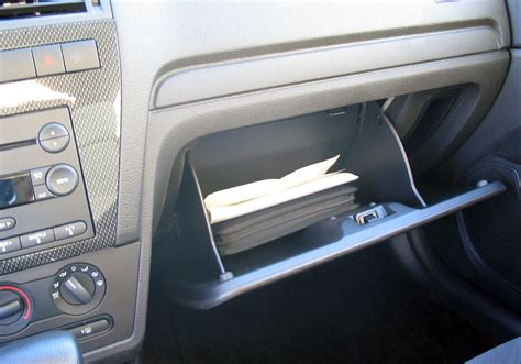 5 Best Glovebox Organizers For Your Car Garage Dreams