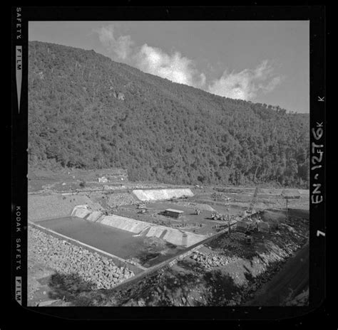 Río Polcura vista de las obras de construcción de la bocatoma Polcura