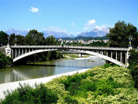 Ponte Sul Fiume Piave Belluno Juzaphoto