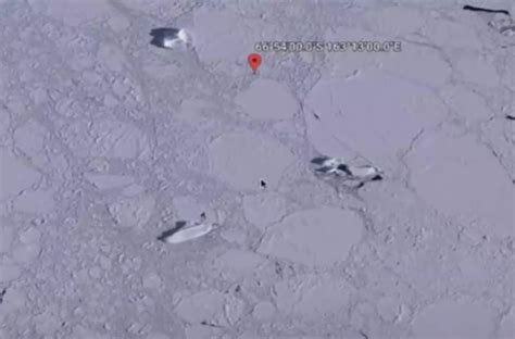 Google Earth users discover 400ft 'ice ship' in Antarctica - Community - LADbible