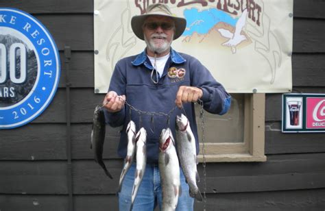 Silver Lake Fish Report - Silver Lake - 7 Pound Rainbow Kayaking on ...