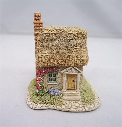 Vintage Lilliput Lane The Spinney Cottage Etsy Vintage Cat