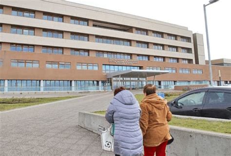 Pta Arenas Ni A De Cuatro A Os Grave En La Uci Pesado Televisor Le