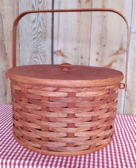 Double Pie Carrier Basket With Tray And Lid Amish Handmade Primitive