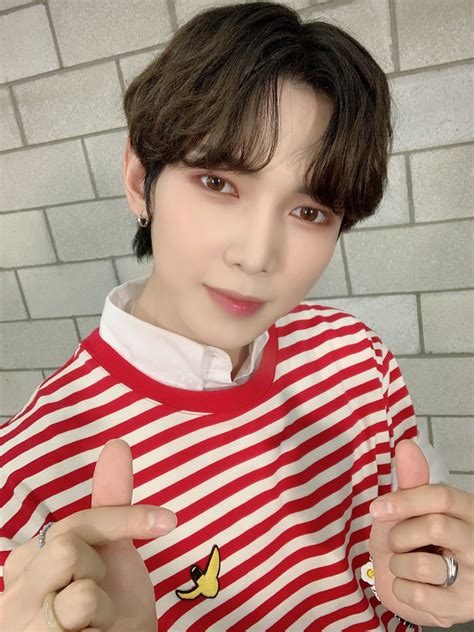 Yeosang Ateez Photo Fanpop