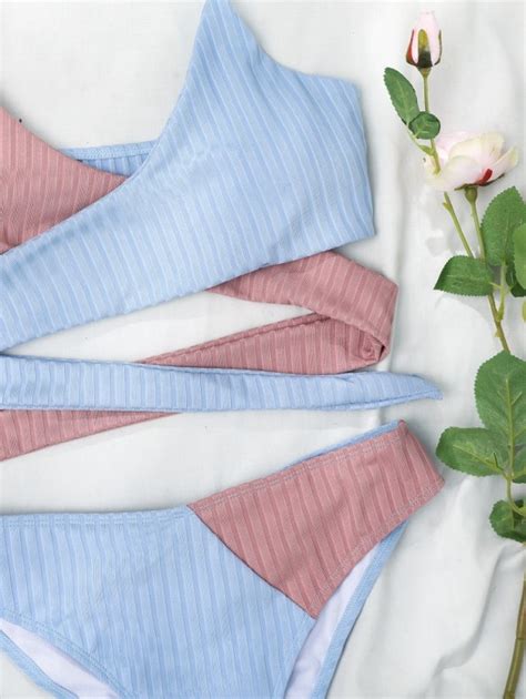 Dvodelne Kopalke Z Roza Bikini Trakom Aisha