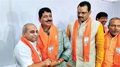 Shankersinh Vaghelas Son Mahendrasinh Quits Bjp