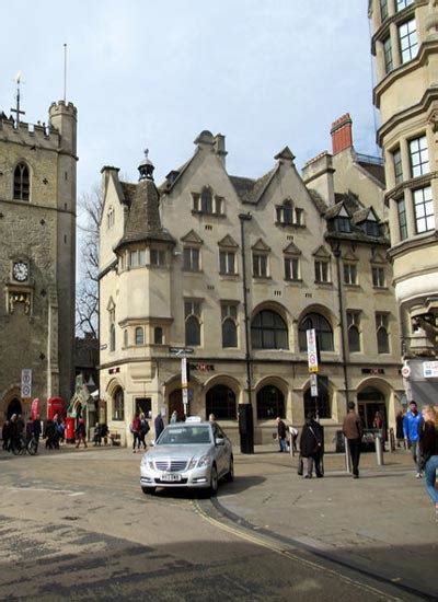 Where to stay in Oxford ( BEST AREA & Hotels )