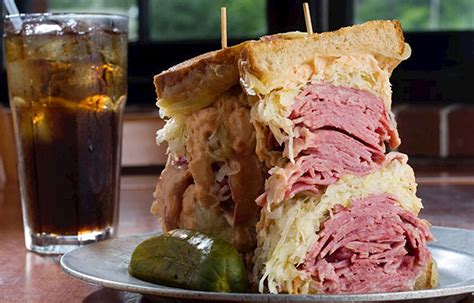 Reuben In Katz's Delicatessen | TasteAtlas | Recommended authentic ...