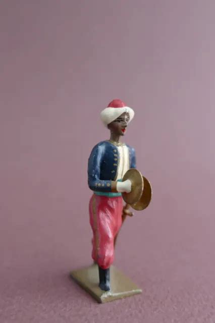 CBG MIGNOT RÉGIMENT d Afrique Zouave avec turban qui joue des cymbales