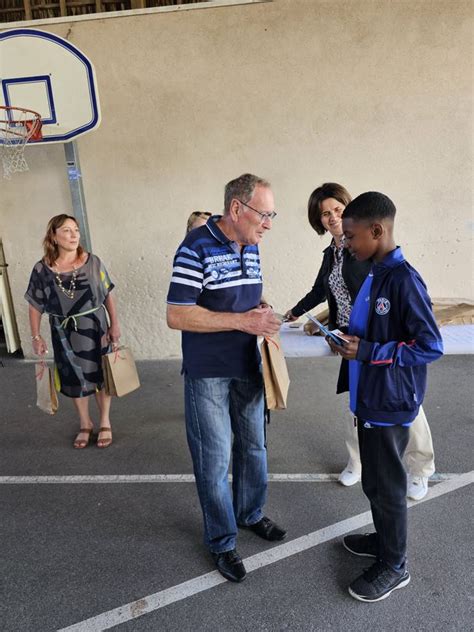 Remise Des Prix L Cole Joaquim De Ch Teau Villard Lundi Juillet