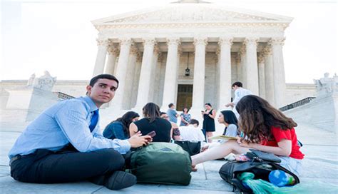 Corte Suprema De Ee Uu Avala La Expulsión Rápida De Solicitantes De Asilo Diario El Mundo