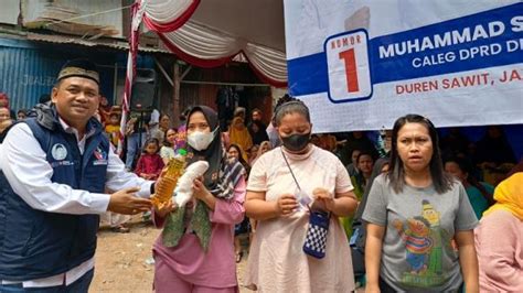 Aksi Nyata Caleg Perindo Muhammad Sopiyan Gelar Bazar Sembako Murah Di