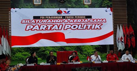 Hasto Kerja Sama Rajawali Perindo Dengan Banteng Pdip Sempurna