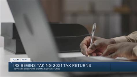 Tax Season Begins Monday As Irs Continues Facing Backlogs