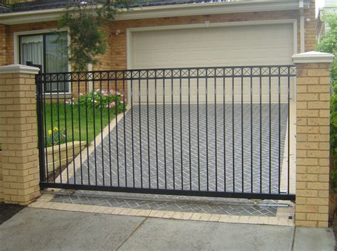 Gate Opener: Sliding Driveway Gate