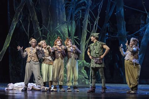 Peter Pan Il Musical Musiche Edoardo Bennato Brindisi Teatro