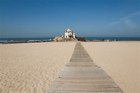 Praias No Norte De Portugal 7 Opções Para Desfrutar Do Litoral Nortenho