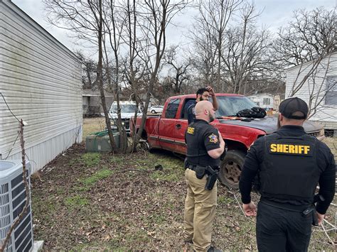 Suspect In Stolen Vehicle Leads Police On Pursuit Guthrie News Page