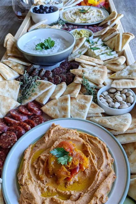 Greek Appetizer Platter - Homebody Eats