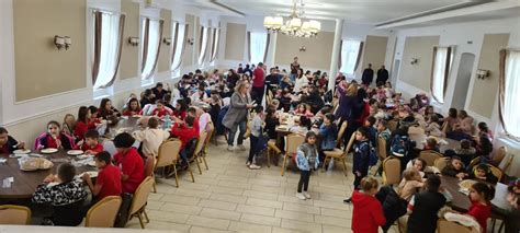 peste  de elevi din sag vor primi gratis  de pranz