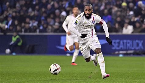 Lacazette lifts struggling Lyon past limping Marseille - Vanguard News