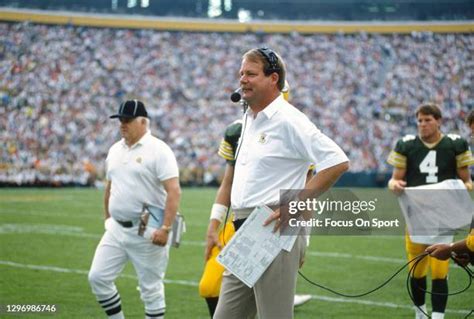 Mike Holmgren Packers Photos And Premium High Res Pictures Getty Images