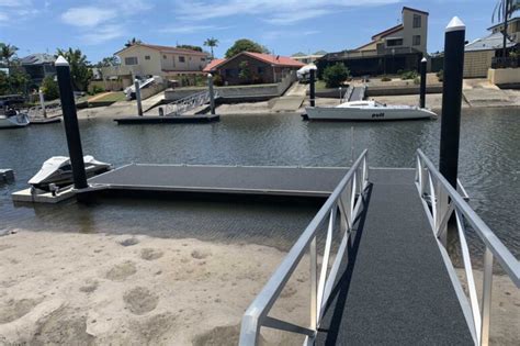 Floating Docks Vs Fixed Docks Micks Marine Maintenance