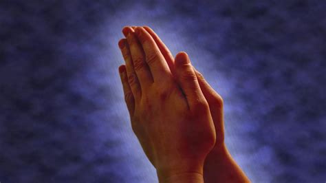 21 Praying Hands Wallpapers - Wallpaperboat