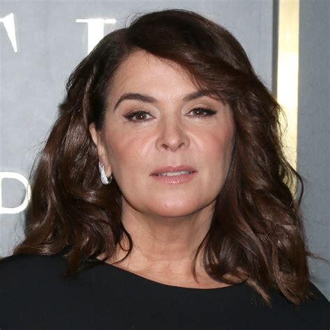 Annabella Sciorra Agent Manager Publicist Contact Info