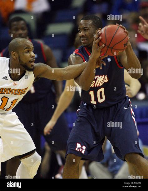 Ole Miss Mens Basketball Hi Res Stock Photography And Images Alamy