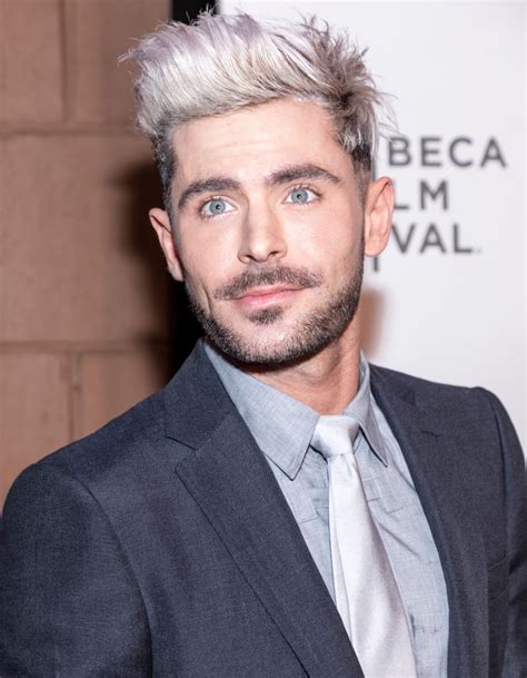 Zac Efron Finalmente Aborda El Rumor De La Cirugía Plástica Después De