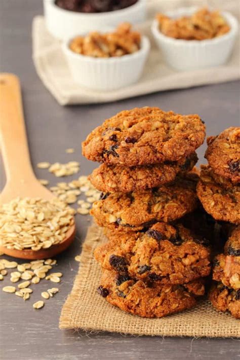 Vegan Oatmeal Raisin Cookies That Are Crisp On The Outside Soft And