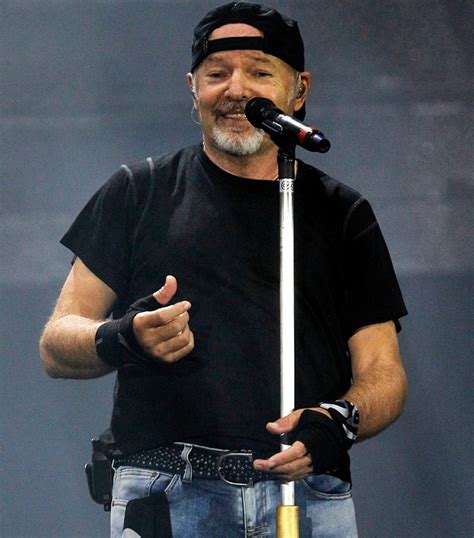 Italia Comienza Con Un Nuevo Sencillo De Vasco Rossi Una Canzone