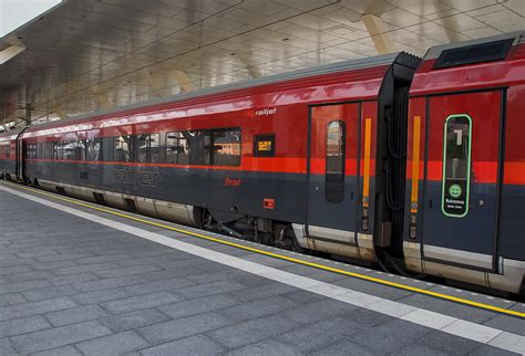 Der Bb Railjet Klasse Wagen First A Bb Ampz Am