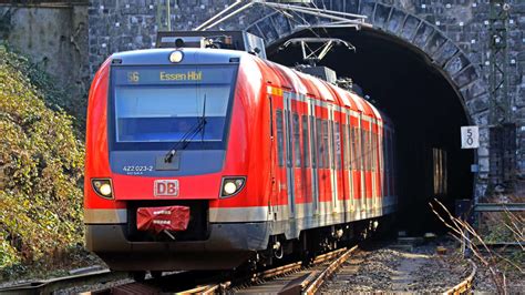 Einschränkungen und Ausfälle bei der S6 großer Schaden an der Strecke